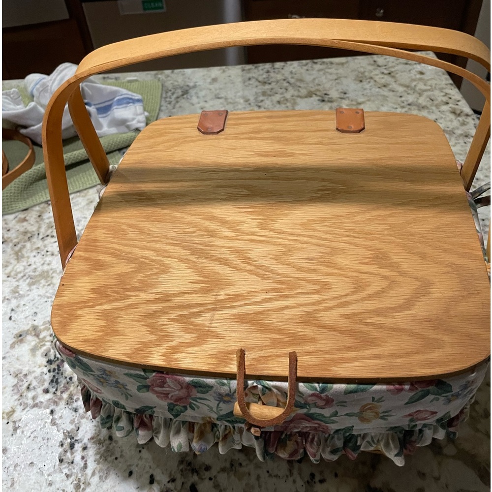 Longaberger Cake Basket with insert
